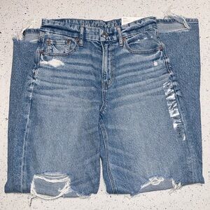 American Eagle Curvy Super High-Rise Baggy Straight Jeans